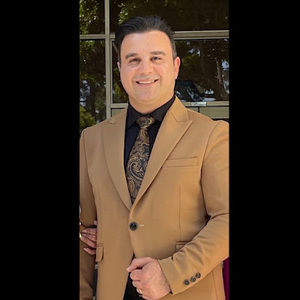 Meet your Posher, Ehsan